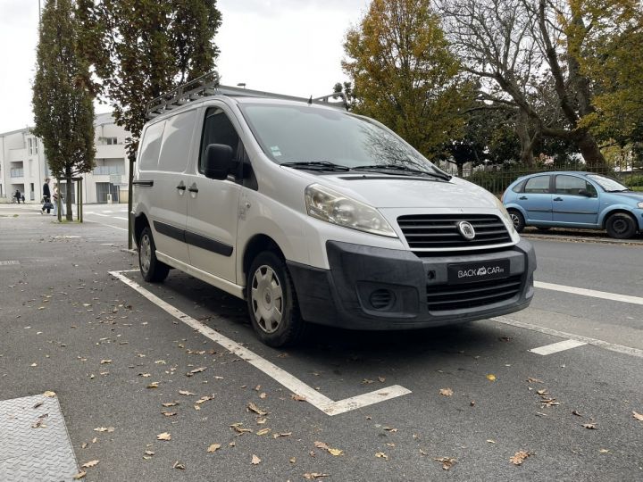 Vehiculo comercial Fiat Scudo Furgón FOURGON TOLE 1.2 - CH1 2.0 MULTIJET 120 PACK Blanc - 3