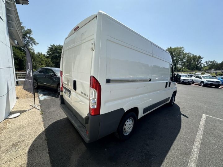 Vehiculo comercial Peugeot Boxer Furgón Confort 330 L2H2 2.2 HDi - 110 Fourgon Tolé + Tva recuperable + Clim BLANC - 7