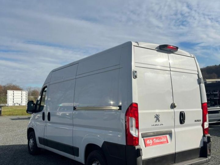 Vehiculo comercial Peugeot Boxer Furgón  l2h2 hdi 140cv 3t5 BLANC - 2