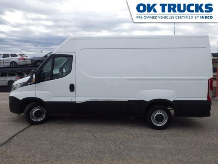 Vehiculo comercial Iveco Daily 35S13V12 Blanc - 3