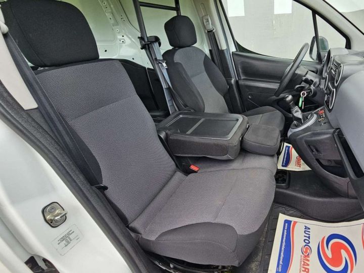 Vehiculo comercial Citroen Berlingo Otro 1.6 BlueHDi (Utilitaire) 3 Places GARANTIE Blanc Métallisé - 13