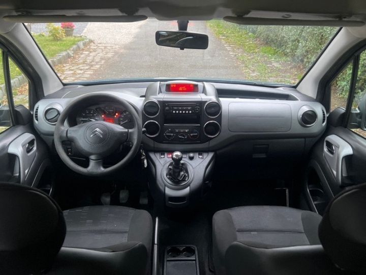 Vehiculo comercial Citroen Berlingo Otro 1.6 HDI75 CONFORT 5P 04/2012 CLIM / GARANTIE BLEU - 8