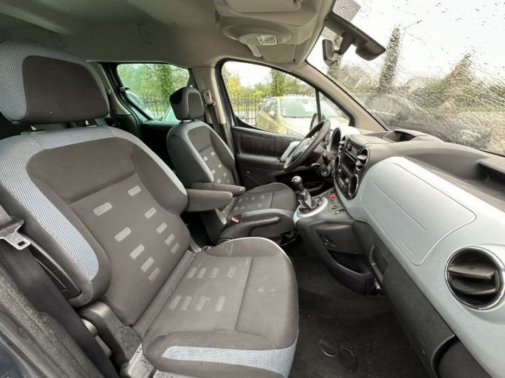 Vehiculo comercial Citroen Berlingo Otro 1.6 HDI90 XTR 5P Gris - 7