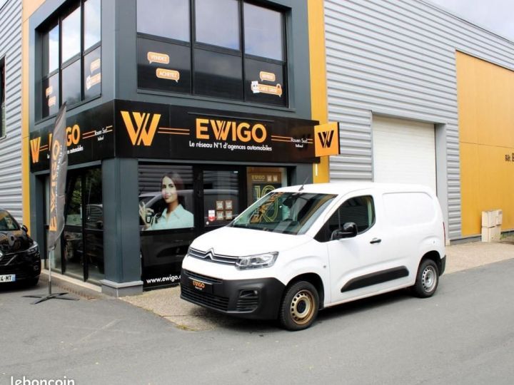 Vehiculo comercial Citroen Berlingo Otro Citroën VU FOURGON 1.5 BLUEHDI 100 Ch 650KG M L1 DRIVER S&S TVA RECUPERABLE Blanc - 1