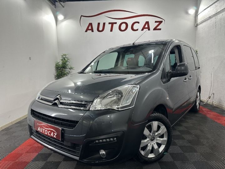 Vehiculo comercial Citroen Berlingo Otro MULTISPACE BlueHDi 100 Selection Phase 3 +2016 Gris Foncé - 1