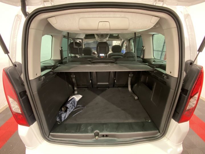 Vehiculo comercial Citroen Berlingo Otro MULTISPACE BlueHDi 120 BVM6 Shine +CAMERA+ATTELAGE Blanc - 18