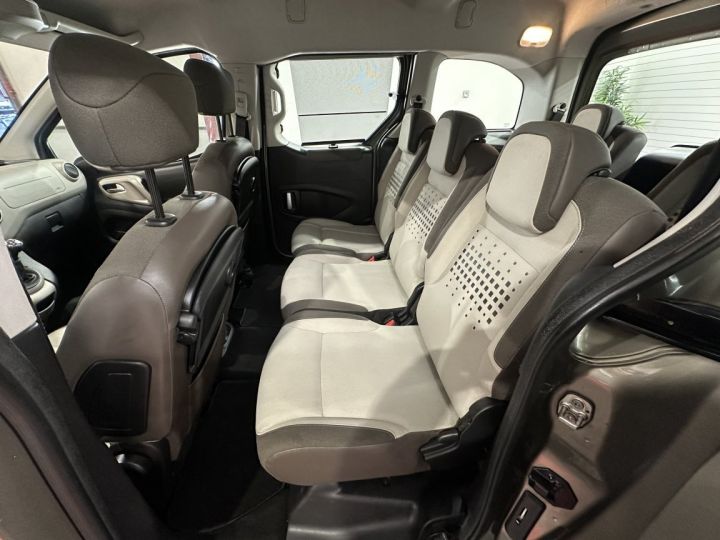 Vehiculo comercial Citroen Berlingo Otro MULTISPACE VTi 120 Exclusive +7PLC*PREMIERE MAIN Beige - 17