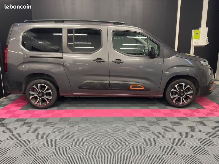 Vehiculo comercial Citroen Berlingo Otro Taille XL 7Places 130ch S&S BVM6 Shine PREMIERE MAIN 60000km Gris - 2