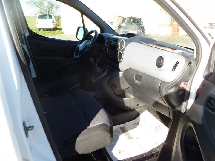 Vehiculo comercial Citroen Berlingo Otro UTILITAIRE 1.6 BLUE HDI 100CH CLUB M 3 PLACES Blanc Banquis - 6