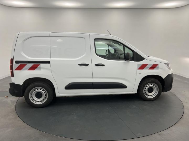 Vehiculo comercial Citroen Berlingo Otro VAN M 650 BLUEHDI 100 S&S BVM5 CLUB Blanc Verni - 7