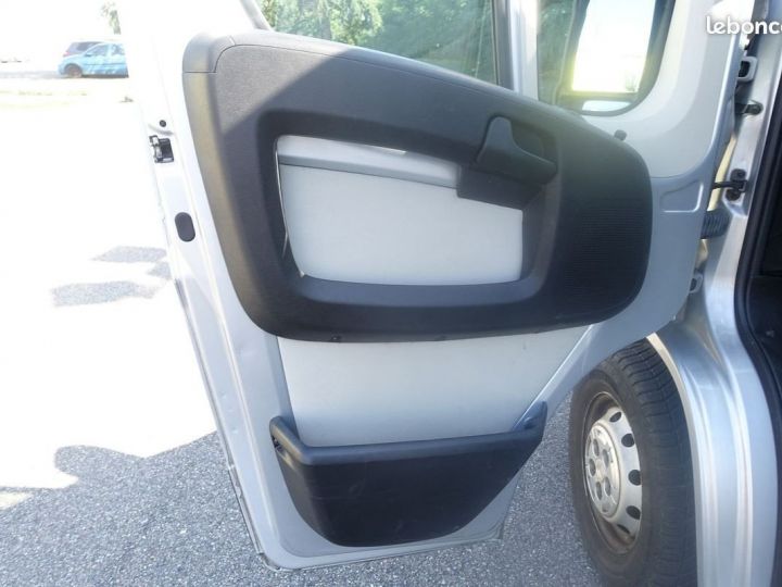 Vehiculo comercial Citroen Jumper Otro FG 30 L2H2 2.0 BLUEHDI 130 BUSINESS FRIGO Gris - 9