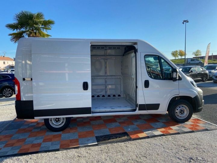 Vehiculo comercial Citroen Jumper Otro NEW 33 L2H2 2.2 BlueHDi 120 BV6 Clim Caméra Portes 270° Bluetooth Blanc - 22