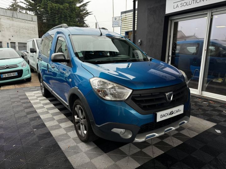 Vehiculo comercial Dacia Dokker Otro TCe 115 Stepway Bleu - 1