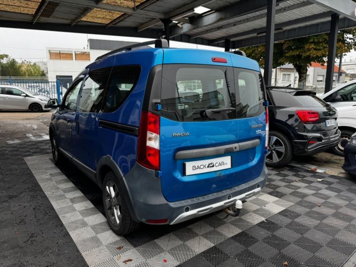 Vehiculo comercial Dacia Dokker Otro TCe 115 Stepway Bleu - 5