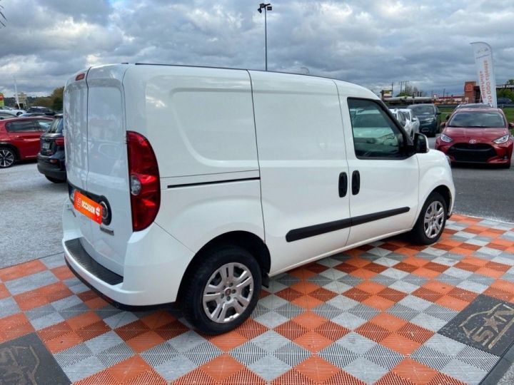 Vehiculo comercial Fiat Doblo Otro CARGO 1.6 D Multijet 105 PACK PRO 3PL Blanc - 5