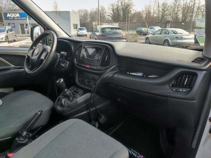 Vehiculo comercial Fiat Doblo Otro CARGO FT MAXI 1.3 MULTIJET 95 1000 KG PACK (Bluetooth, CarPlay, Radars) Blanc - 15