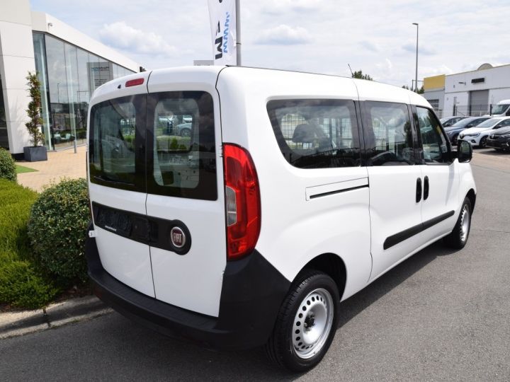 Vehiculo comercial Fiat Doblo Otro CARGO MAXI 1.3 Multijet DIESEL BLANC - 6