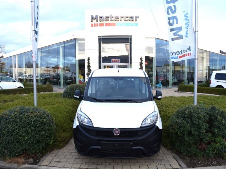 Vehiculo comercial Fiat Doblo Otro Cargo Maxi 1.3 Multijet Diesel BLANC - 21