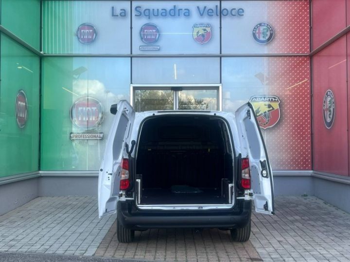 Vehiculo comercial Fiat Doblo Otro Fg M 650kg BlueHDi 130ch S&S EAT8 Pack Premium Connect Blanc Icy - 7