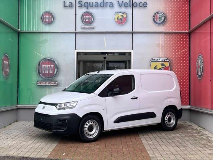 Vehiculo comercial Fiat Doblo Otro Fg M 800kg Electrique 136ch Batterie 50 kWh Pro Lounge Connect Blanc Icy - 1