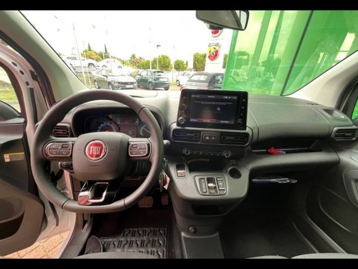 Vehiculo comercial Fiat Doblo Otro Fg M 800kg Electrique 136ch Batterie 50 kWh Pro Lounge Connect Blanc Icy - 16