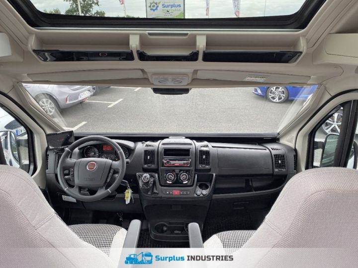 Vehiculo comercial Fiat Ducato Otro (4) L 3.5 T 165 BVM6 KARMANN MOBIL DAVIS 590 lifestyle Autre - 3