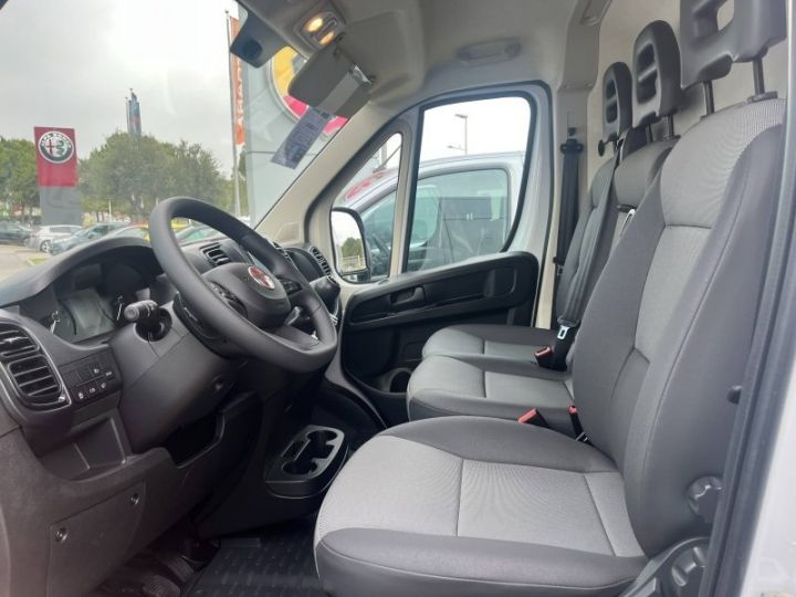 Vehiculo comercial Fiat Ducato Otro Fg 3.3 MH2 H3-Power 140ch Pack Pro Lounge Connect Blanc - 11