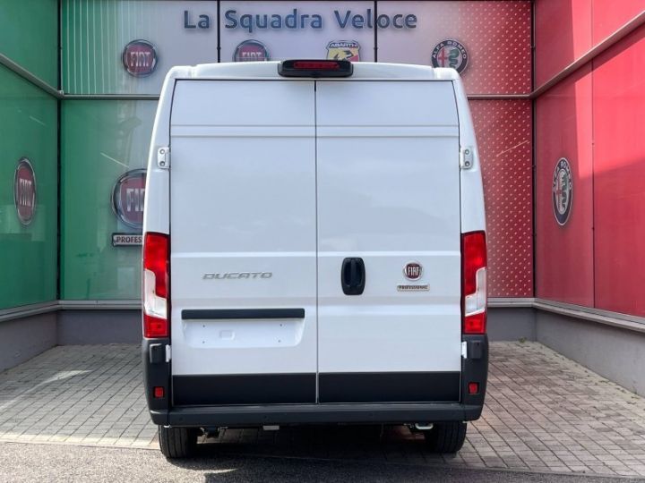 Vehiculo comercial Fiat Ducato Otro Fg 3.5 LH2 H3-Power 140ch Blanc - 5