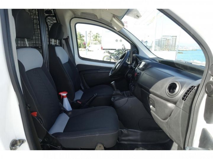 Vehiculo comercial Fiat Fiorino Otro 1.3 Multijet 16V - 80 FOURGON Pack MP3 Clim PHASE 2 Blanc - 7