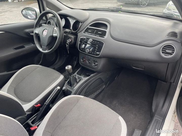 Vehiculo comercial Fiat Punto Otro grande 1.3 jtd commercial Blanc - 4