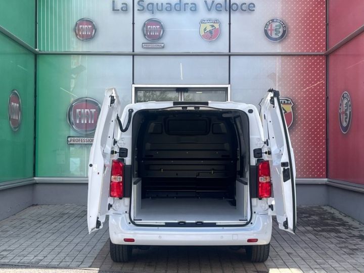 Vehiculo comercial Fiat Scudo Otro Fg M 1.5 BlueHDi 120ch S&S Pack Premium Connect Blanc Icy - 8