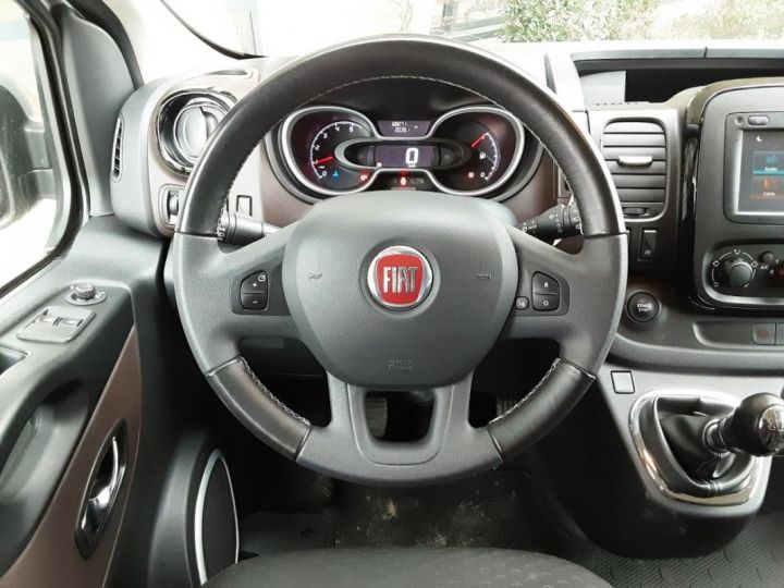 Vehiculo comercial Fiat Talento Otro PANORAMA LH1 120 CH 9 PLACES Gris - 30