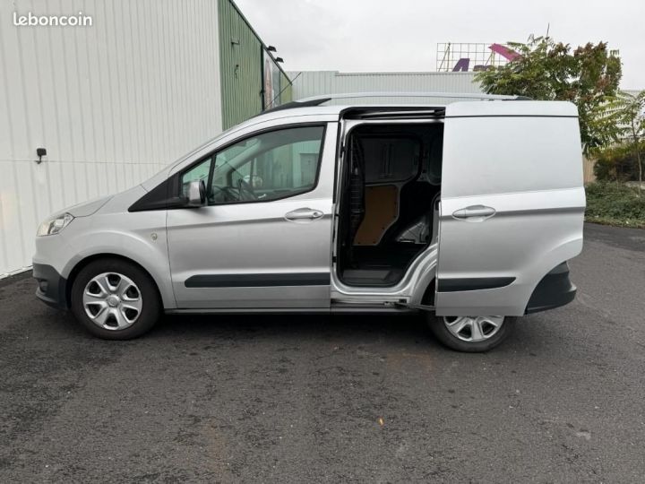 Vehiculo comercial Ford Transit Otro COURIER FOURGON 1.0 ECOBOOST 100 TREND DOUBLE PORTE LATERALE Gris - 18