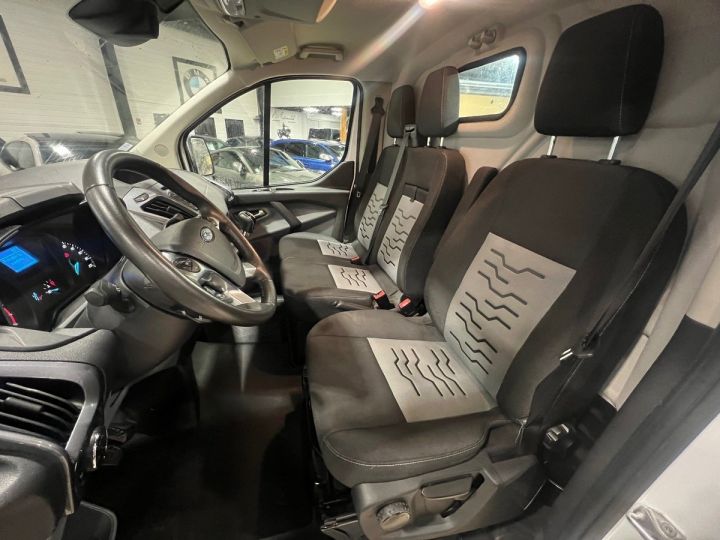 Vehiculo comercial Ford Transit Otro custom fourgon l1h1 2.0 tdci 130 ch limited edition bv6 attelage Blanc - 19