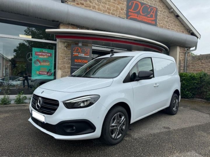 Vehiculo comercial Mercedes Citan Otro 112 CDI - S&S II FOURGON - BM 420 Fourgon Long Select Blanc - 1