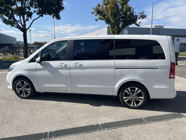 Vehiculo comercial Mercedes Classe Otro 220 LONG CDI 163 ch AVANTGARDE 7G-TRONIC Blanc - 24