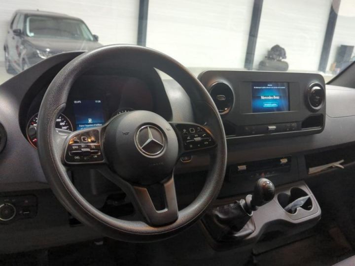 Vehiculo comercial Mercedes Sprinter Otro FOURGON 315 CDI 37 3.5T RWD PRO BLANC ARCTIQUE BLANC ARCTIQUE - 9