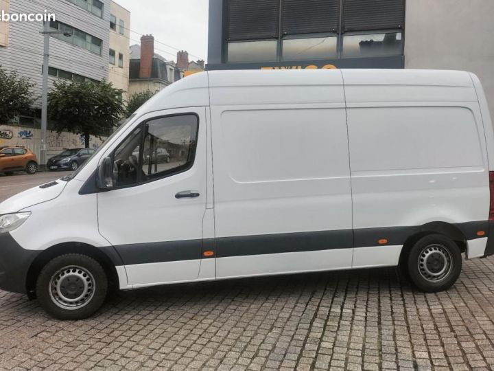 Vehiculo comercial Mercedes Sprinter Otro Mercedes VU FOURGON 2.2 211 CDI L2 H2 TVA Récupérable (HT 20790 euros) Blanc - 7