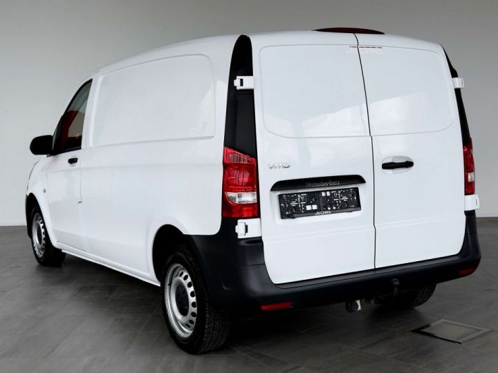 Vehiculo comercial Mercedes Vito Otro 1.6D L1H1 UTILITAIRE 3PL AIRCO ATTELAGE BLUETOOTH Blanc - 4