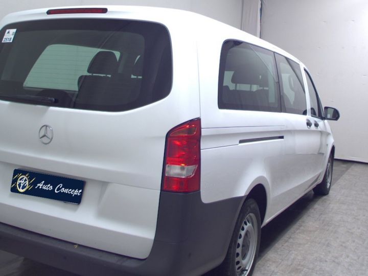 Vehiculo comercial Mercedes Vito Otro 114 CDI Tourer Compact Pro Blanc - 3