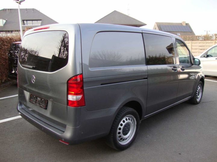 Vehiculo comercial Mercedes Vito Otro 114cdi, aut, L2, veel opties, 2 pl, gps, btw in Gris Selenit Grijs - 23