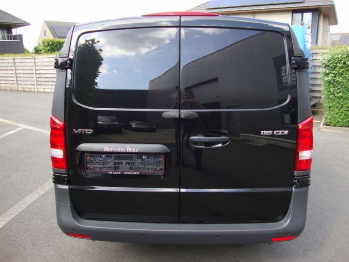 Vehiculo comercial Mercedes Vito Otro 116cdi, aut, L3, 3 pl, 2022, camera, gps, DAB Noir Obsidian Zwart - 5