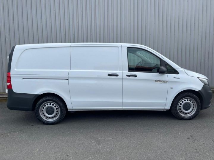 Vehiculo comercial Mercedes Vito Otro eLong FOURGON - BM 447 Long PHASE 1 Blanc - 7