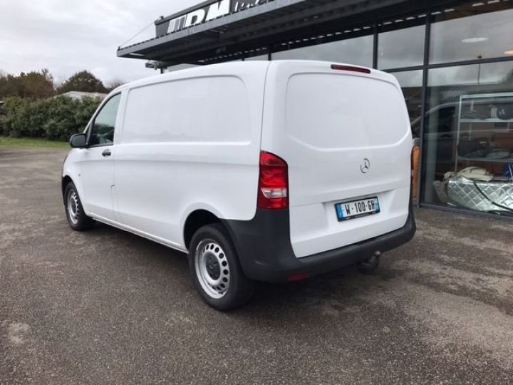 Vehiculo comercial Mercedes Vito Otro FG 114 CDI COMPACT 4MATIC BVA PRO PRIX HT Blanc Arctique - 2