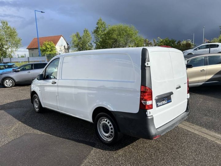 Vehiculo comercial Mercedes Vito Otro III 114 2.0 CDI 136ch Pro 9G-TRONIC 1erMain 15,000Kms Clim GPS Caméra 24,950euroH.T. / TVA20% BLANC - 8