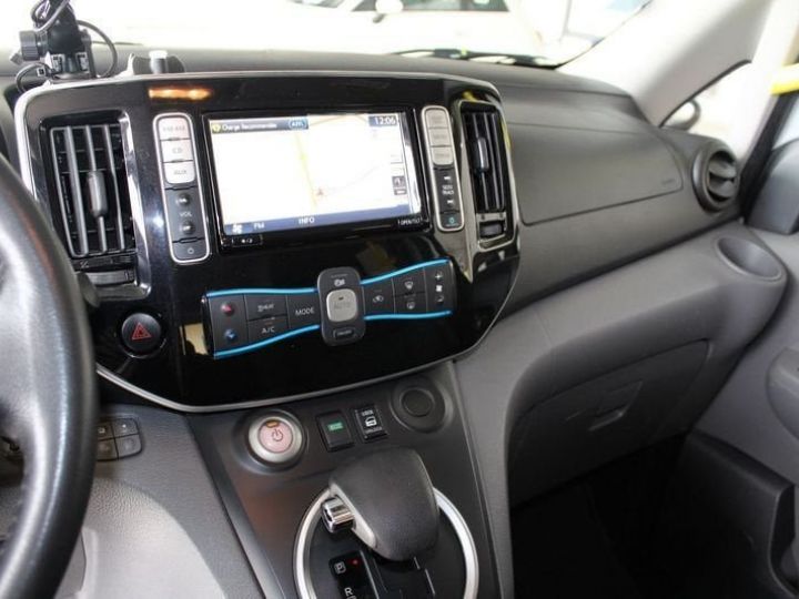 Vehiculo comercial Nissan NV200 Otro E-NV200 FOURGON 4P ELECTRIQUE OPTIMA 15 900 € [{src:https:\/\/cdn.dealerk.fr\/dealer\/datafiles\/vehicle\/images\/800\/986\/WqoLqDVFE7L7PfW2.jpeg,  - 12