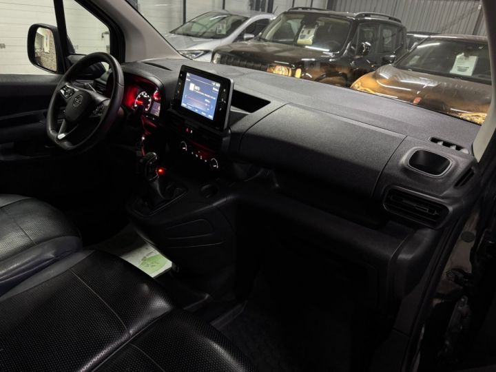 Vehiculo comercial Opel Combo Otro cargo 1.5 100ch standard l1h1 pack clim ( 10/2020-33 800km- galerie de toit - attelage - carplay ) Noir - 9