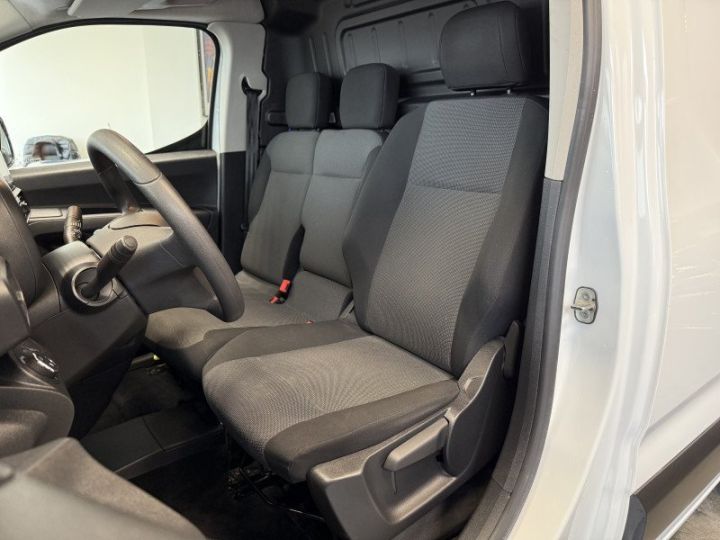 Vehiculo comercial Opel Combo Otro CARGO / A PARTIR DE 148,53/MOIS / M 650KG BLUEHDI 100CH S&S FLEXCARGO PACK BUSINESS CONNECT Blanc Jade - 10