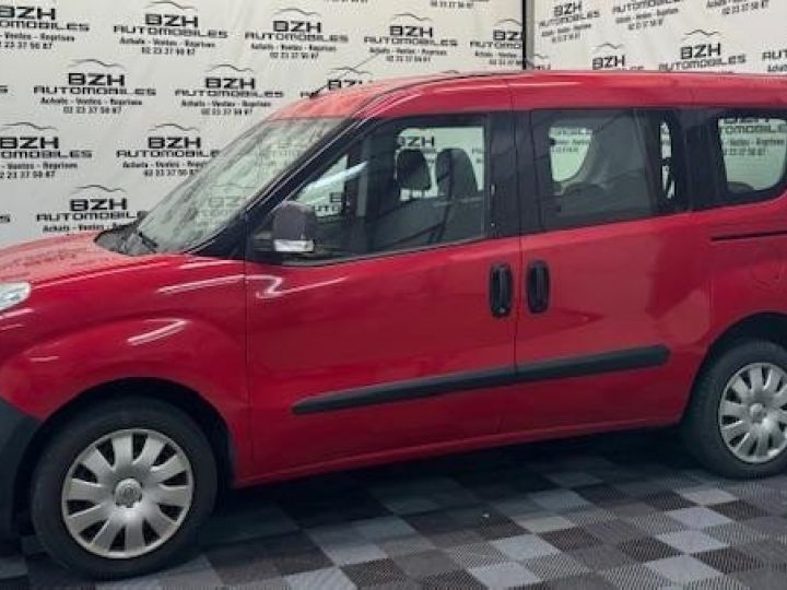 Vehiculo comercial Opel Combo Otro TOUR 1.6 CDTI 90CH COSMO L1H1 Rouge - 5