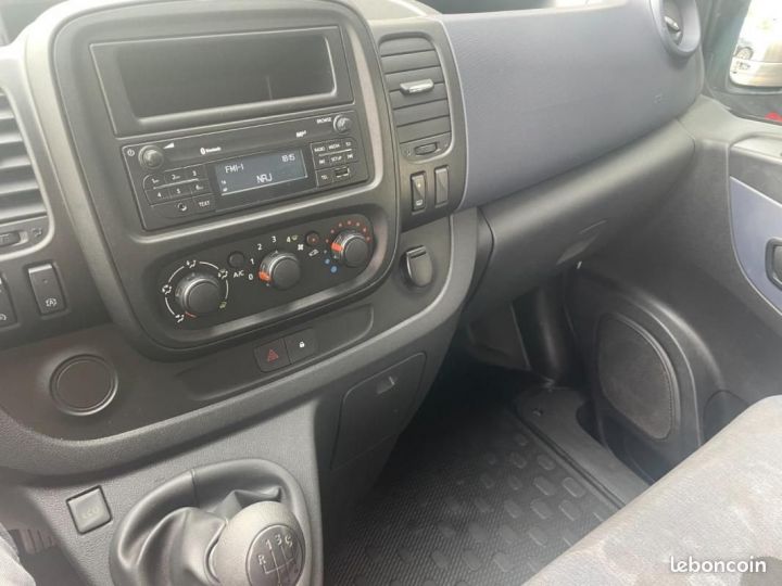 Vehiculo comercial Opel Vivaro Otro 1.6CDTI 125ch BI-TURBO 9Places Pack Business Blanc - 9